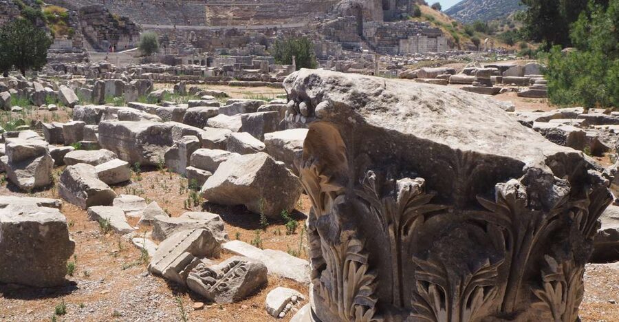 Full-Day Tour of Ancient Ruins in Ephesus from Izmir - Skip-the-Ticket-Line and Entrance Fees: Where the Time Savings Actually Shows