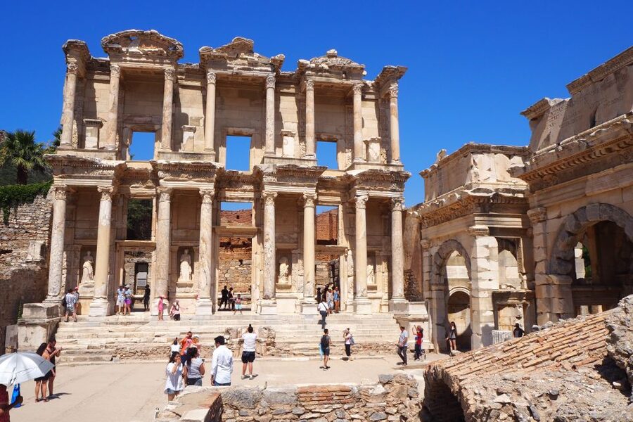 Full-Day Tour of Ancient Ruins in Ephesus from Izmir - The Unspoken Part: Carpet, Leather, and Sales Energy