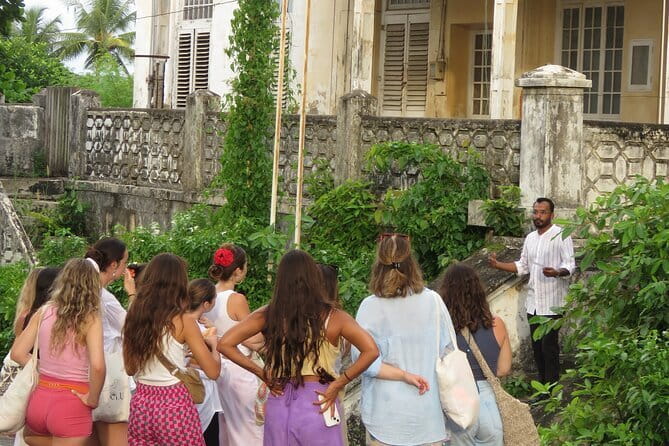 Galle Fort Heritage Walk by a Certified Heritage Interpreter - Why a certified heritage interpreter matters in Galle Fort