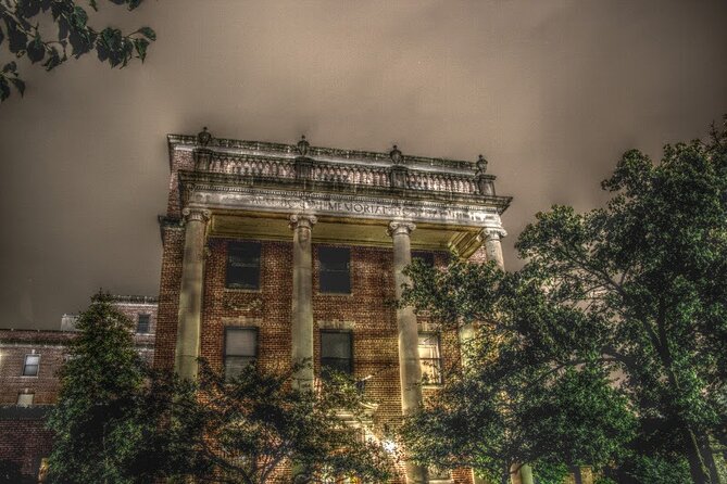 Ghosts of Covington Haunted History Tour - Stop 4: Molly Malone’s Irish Pub & Restaurant (Quick Visit)