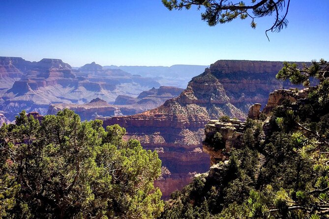 Grand Canyon + Ancient Ruins + Volcano Full Day Christian Tour - Down into the Navajo Nation: The 3,000-Foot Feeling of Change