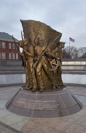 Guided African American History Tour with Reserved Museum Entry - The Bus Segment: Live Commentary That Keeps the Pace