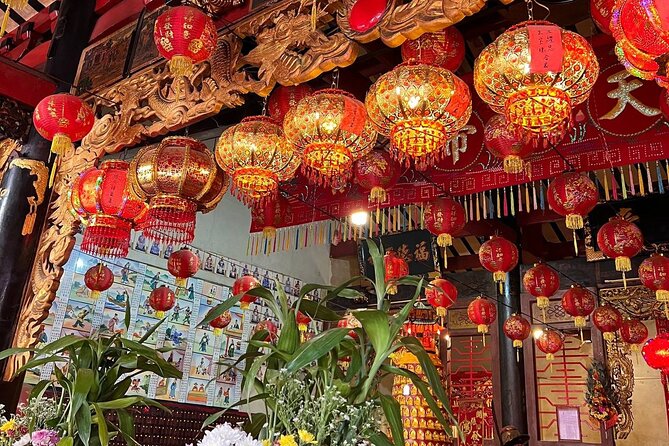 Guided Phnom Penh Heritage Tour - Hotels, police, and the machinery of the city