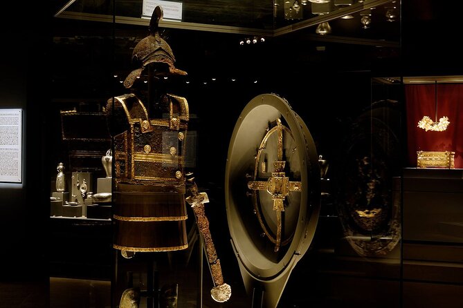 Guided Private Tour to Ancient Vergina and Veria City - Pickup and logistics: from Thessaloniki hotels to cruise ports