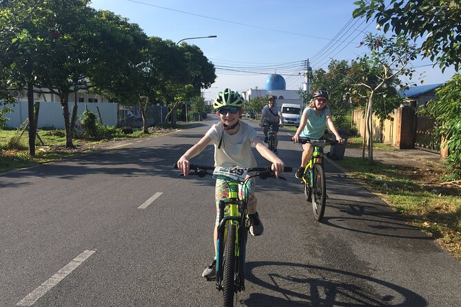 Half-Day Heritage Bike Tour in Kuching - The Sarawak River Sampan Stop: The Part Most People Miss