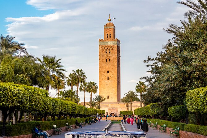 Half Day Marrakech History Tour including entrances - Koutoubia Mosque exterior: spotting the 70-meter minaret
