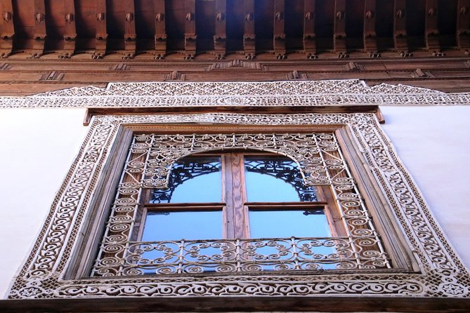 Half Day Marrakech History Tour including entrances - Saadian Tombs: royal burial chambers and a 1917 discovery story