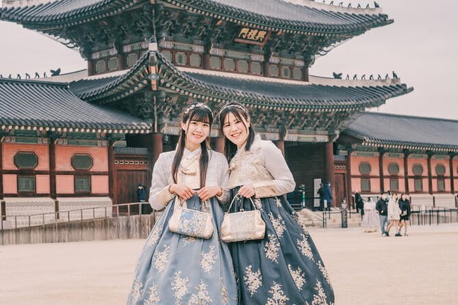 Hanbok Photoshoot and History Tour at Gyeongbokgung Palace - Hanbok rental and hair styling: where the day starts