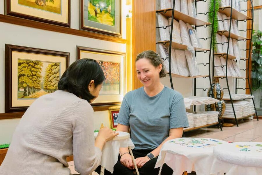 Hanoi's Heritage: Embroidery Workshop in Ancient House - Why the refreshments feel like part of the lesson