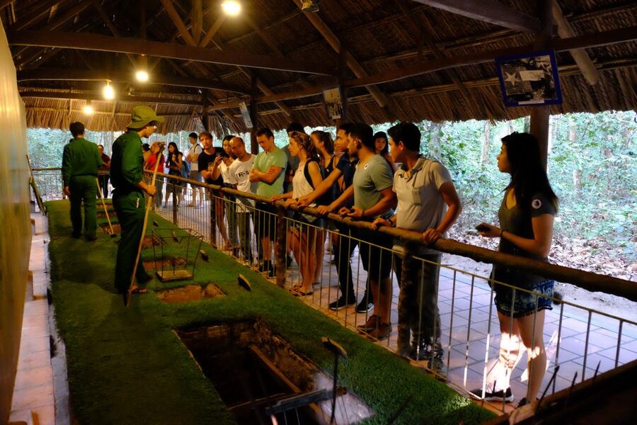 HCMC: English or German War History Tour: Tunnels & Museums - Lunch stop and how to handle a long, hot day