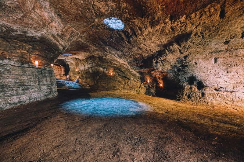 Hella: Guided Tour of Ancient Man-Made Caves - FAQ