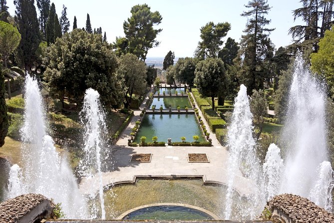 Heritage Site: Villa d'Este and Hadrian's Villa in Tivoli Tour from Rome - Guides, language, and how the day may feel