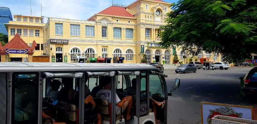 Heritage tour of Phnom Penh in electric bus - Why this heritage tour rides better than a “sit-and-stare” bus day
