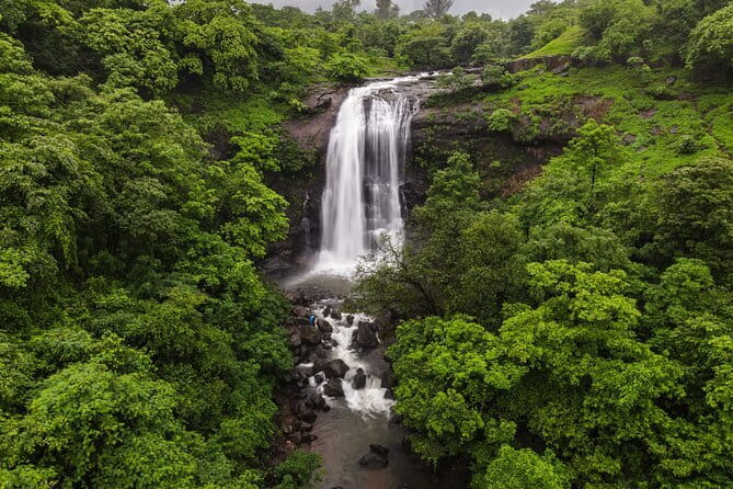 Hill-station & Heritage: Lonavala & Karla Caves Tour from Mumbai - Khandala stop: quick scenic breathing room