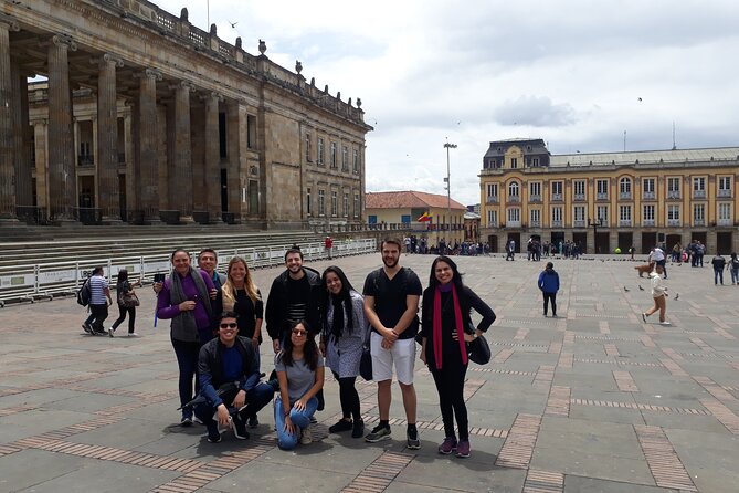 Historical tour Bogota - Plaza de Bolívar de Bogotá: The Power-Building Start of the Walk