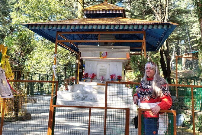 Historical Tour including Unesco Kangra fort & Rock cut temple from Dharamshala - The drive through Kangra Valley: small villages and daily life views