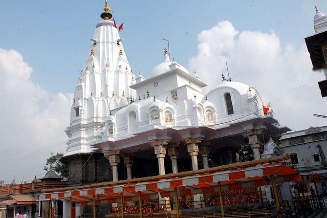 Historical Tour including Unesco Kangra fort & Rock cut temple from Dharamshala - Pickup, private car, and the comfort factor in the hills