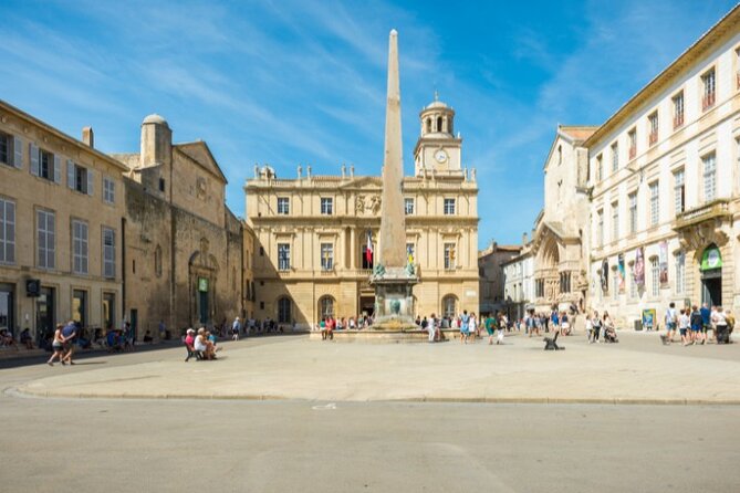 Historical Walking Tour of Ancient Arles with an APP - Should you book it?