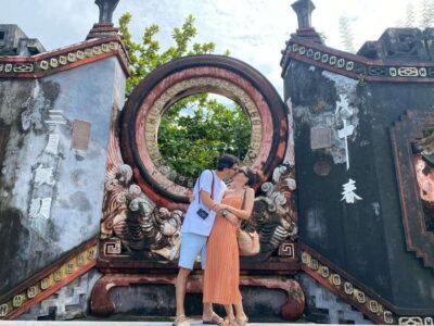 Hoi An Ancient Town - Walking Tour with Local Guide - Ba Mu Temple Gate: Starting With a Sense of Place