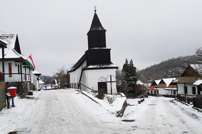 HOLLÓKŐ UNESCO World Heritage site + Eger Castle Private guided tour - FAQ