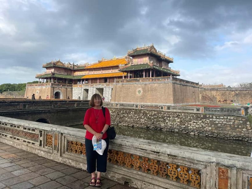 Hue Imperial Ancient City Tip-Based Walking Tour - Dien Tho Palace: a quieter stop with plenty to learn