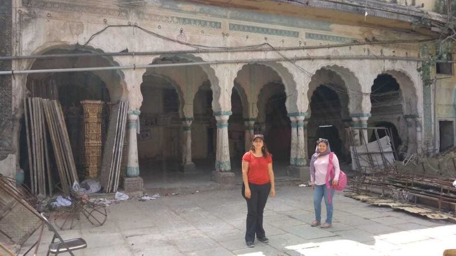 Hyderabad: Heritage Walking Tour of Old City and Charminar - Charminar: the 1591 monument and the escape-tunnel legend