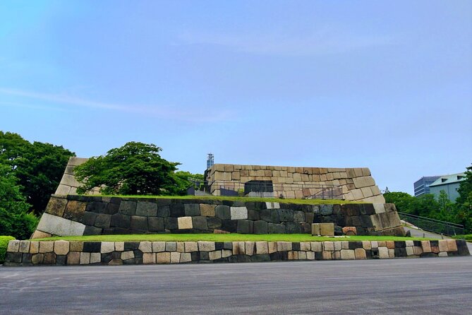 Imperial Palace East Garden and Edo Castle Walking Tour in Tokyo - Who Should Book This Tour (And Who Might Skip It)
