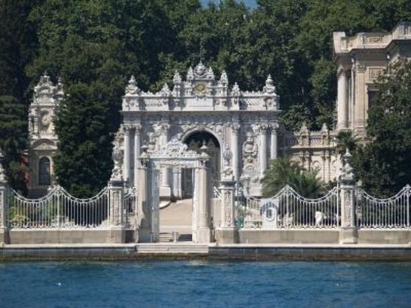 Istanbul Islamic Heritage Tour: Sacred Tombs & Eyup Sultan Mosque - Why This Route Feels Special Around Eyüp Sultan