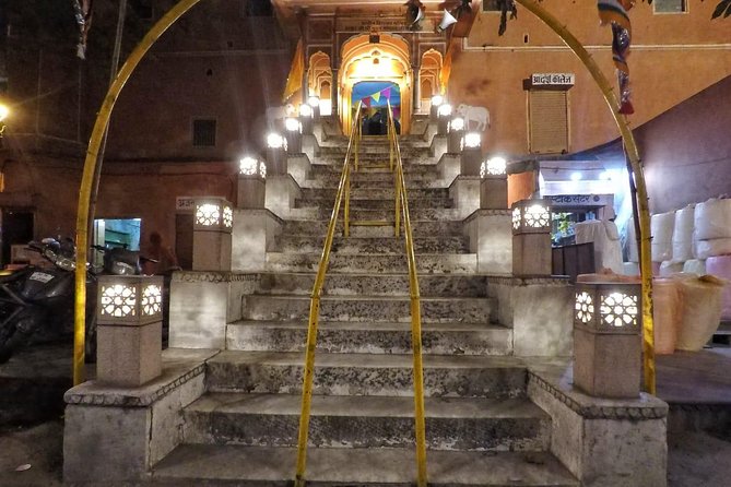 Jaipur Heritage Evening Walk - The Twilight Magic of Pink City - Pink City artisan lanes: craft you can see up close