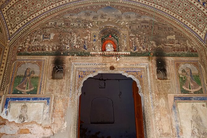 Jaipur@Twilight Guided Heritage City walk tour with Food Tasting - Johri Bazaar, sweet tastings, and the pickle stop that turns heads