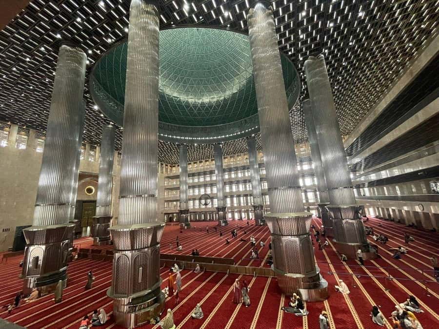 Jakarta: All-Inclusive Jakarta Heritage and Historical Tour - National Museum: Artifacts, Ethnography, and Indonesia’s Map