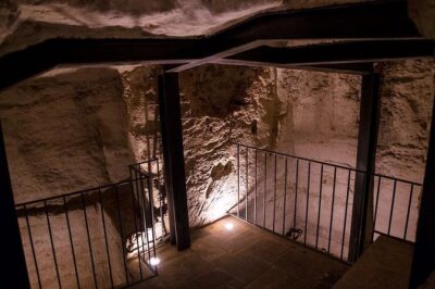 Jewish Museum and Ancient Jewish District - Private guided tour - Jewish Museum and Giudecca in about an hour