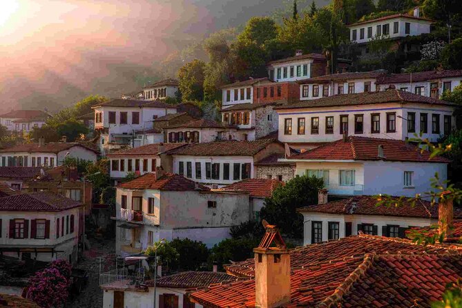 Journey to Ancient Wonders: Explore Ephesus with a Private Tour - The guide makes or breaks the day: the names I’d remember
