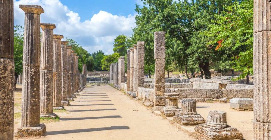 Katakolo Port: Transfer to Ancient Olympia and VR Audio Tour - Value check: why this can beat expensive cruise land tours
