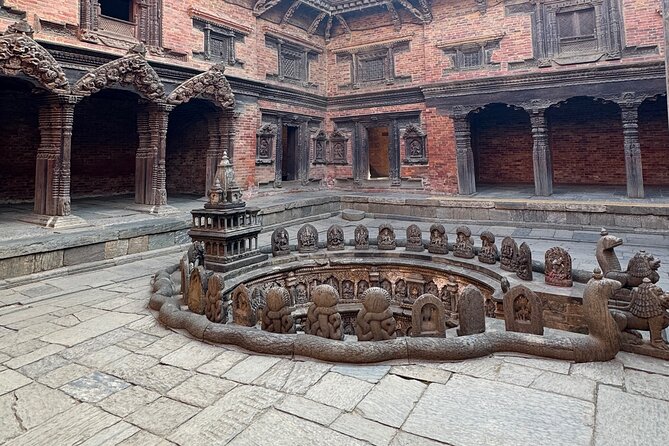Kathmandu: Full Day Private Top 4 UNESCO Heritage Tour W/Lunch. - Patan Durbar Square: Newar art up close and personal
