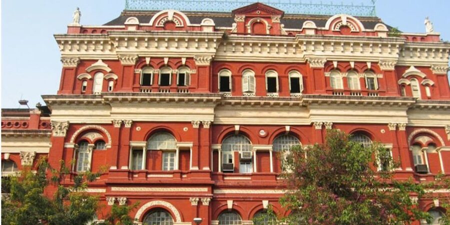 Kolkata: Guided Heritage Walking Tour - Kolkata colonial history, explained street by street