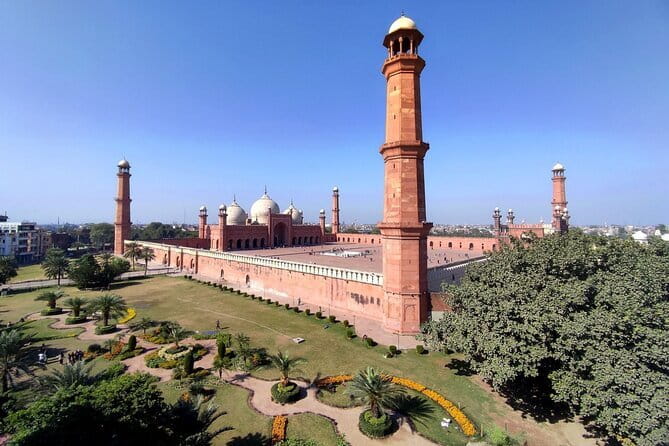 Lahore Heritage in a Day - Key things you’ll notice right away