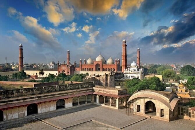 Lahore Heritage in a Day - Shahi Hammam: Mughal bathhouse details you won’t spot on your own
