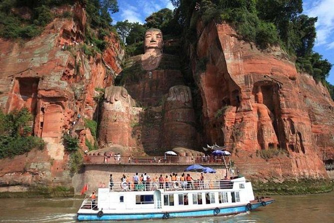 Leshan Giant Buddha and Huanglongxi Ancient Town Day Trip - Price and value: what your $93 really buys