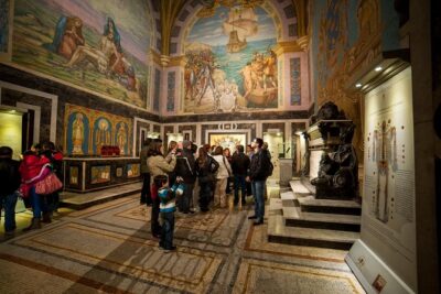 Lima's Vibrant Heritage: Exploring the City's Landmarks Half-day - Santo Domingo Convent: where Lima’s saints meet a working monastery