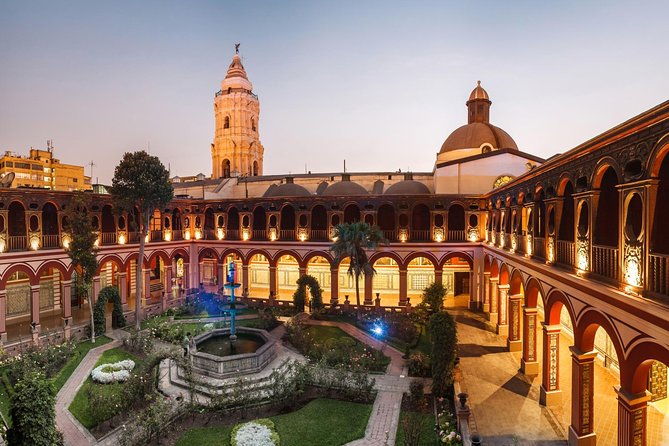 Lima's Vibrant Heritage: Exploring the City's Landmarks Half-day - How a small group (max 12) changes the day