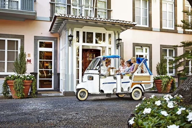 Lisbon: Historical Tour on a Tukxi - Alfama stop: arches, terraces, and the fado feeling