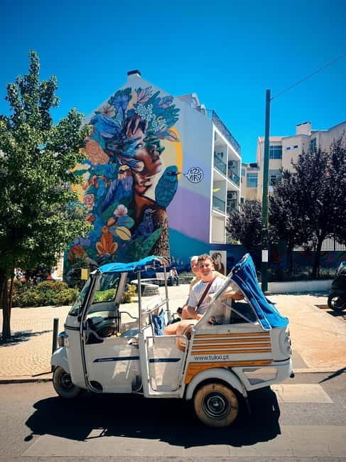 Lisbon: Historical Tour on a Tukxi - Where the tour starts: pickup that saves time