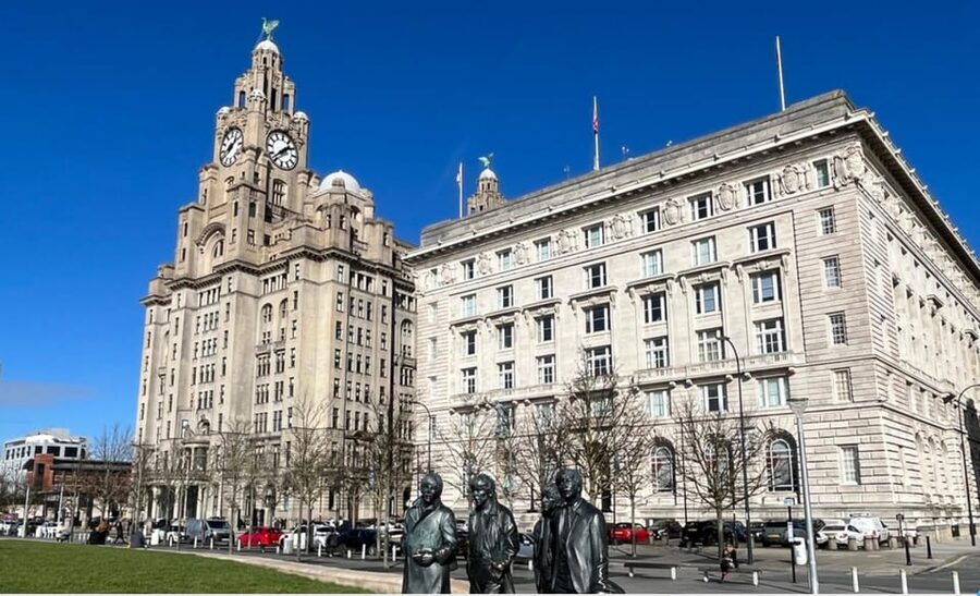 Liverpool: Heritage, History & Culture Guided Walking Tour - Starting at the Bluecoat: your morning-or-afternoon launch point
