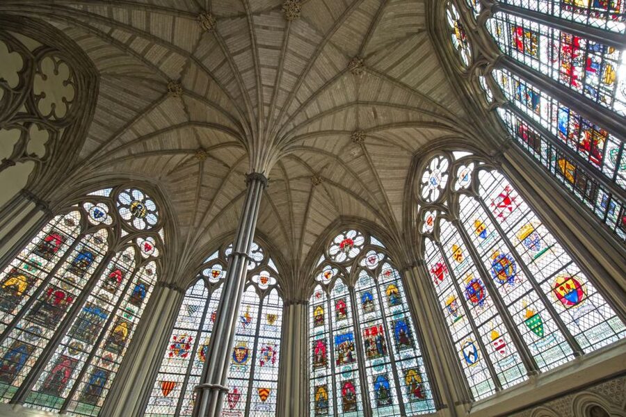 London: Westminster Abbey Tour with a Royal Heritage Guide - The Coronation Chair: where crowns became British tradition
