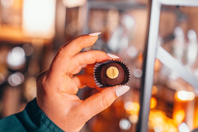 Louisville Legends: Downtown Derby City Food and History Tour - Art Eatables and the bourbon truffle moment