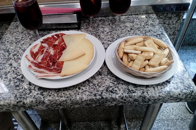 Madrid Tapas & Drinks: A Small Group Culinary Adventure - Tablao Flamenco Arco de Cuchilleros: medieval Madrid plus a classic tapas bar