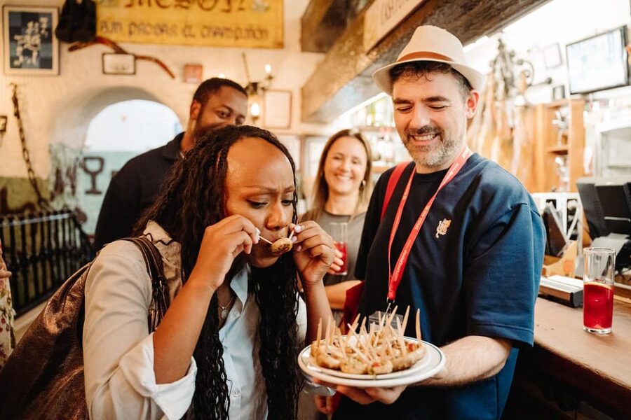 Madrid: Tapas, Taverns & History Tour - Why Madrid’s Tapas and History Fit Together