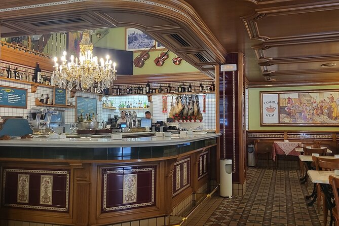 Madrid Tapas, Traditions & History Tour - The 3.5-Hour Rhythm: How the Tour Feels in Real Time