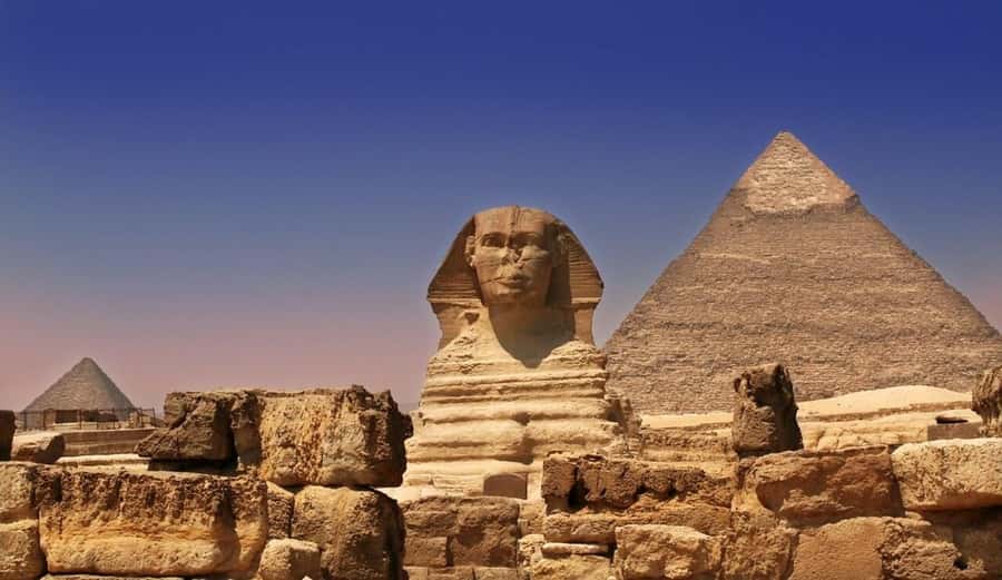 Marsa Alam: Ancient Cairo & Giza Pyramids Day Trip by Plane - Flying from Marsa Alam to Cairo: what the air connection buys you